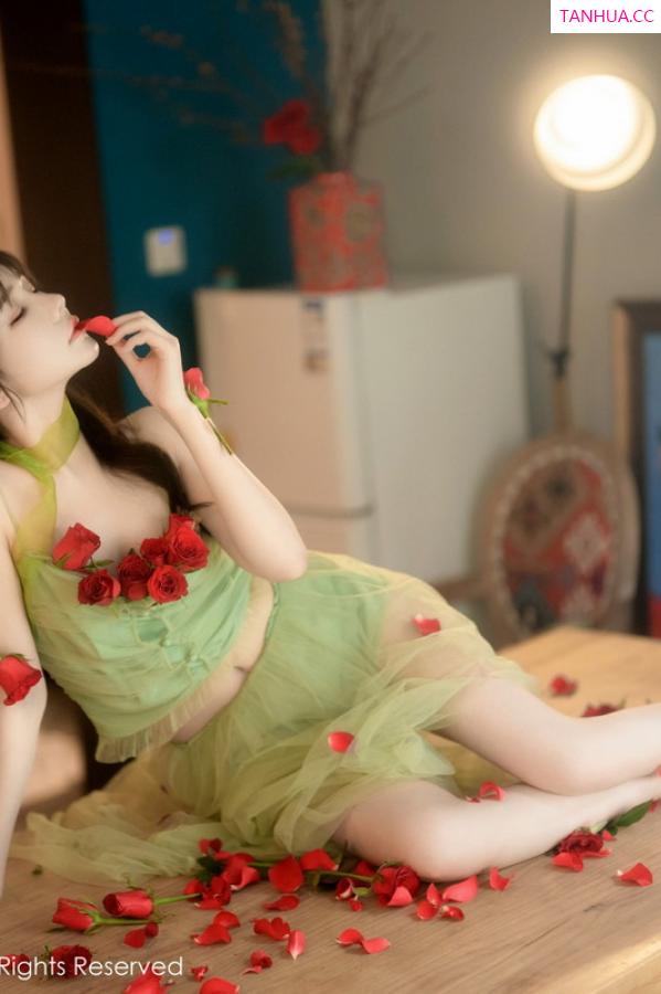 婠婠么  [XiuRen]高清写真图 2022.11.18 No.5875 婠婠么 丰腴美臀第24张图片